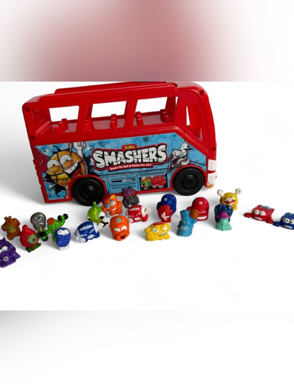 Zuru Smashers Mixed Lot of 40+ Minifigure Mini Figures Sports Vehicles Red Bus